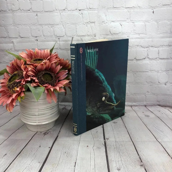 vintage the hunting and fishing library walleye 1986 - Picture 1 of 8